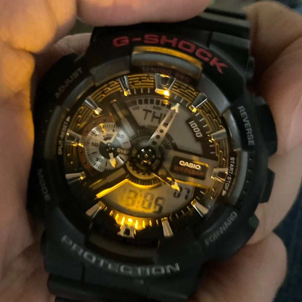 Casio Gshock GA-110, black red, positive display, new battery, light works
